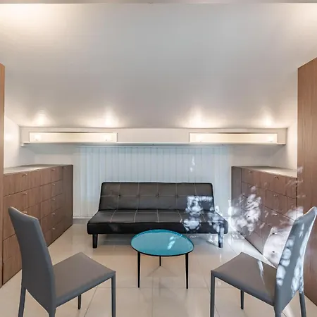 Valentine By Terry's Homes Cannes