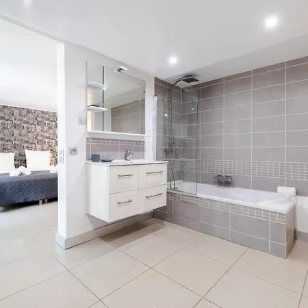 Valentine By Terry's Homes * Κάννες