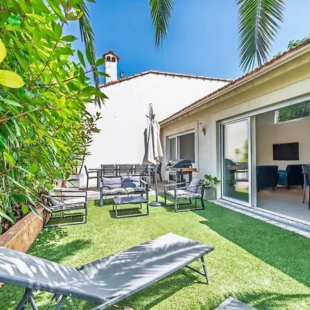 Valentine By Terry's Homes קאן