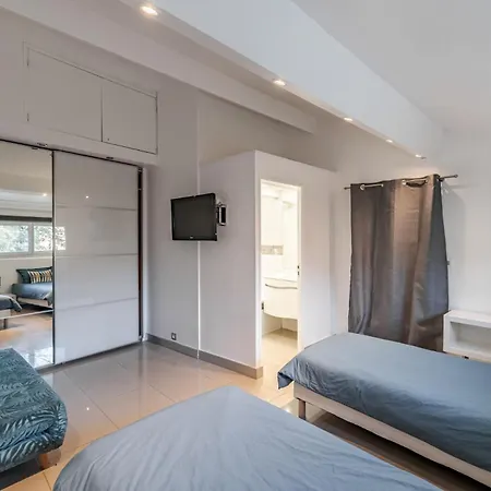 Valentine By Terry's Homes וילה